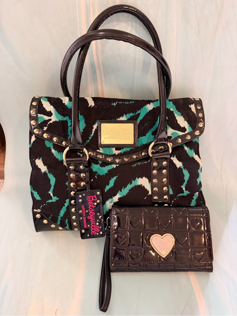 Betsey Johnson Black & Teal Animal Print & wallet set 🤘Excellent Condition
